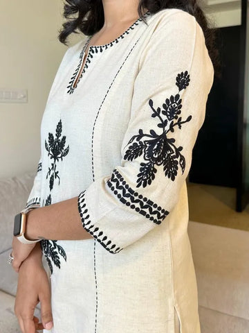 Kurta Gulista Embroidered Palazzo Set