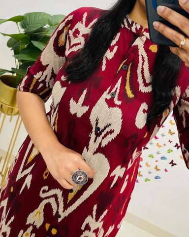 Elegant Maroon Ikat Print Kurta Set