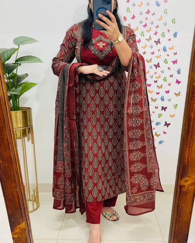 Elegant Maroon Block Print Cotton Suit Set