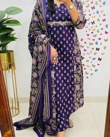 Kurta Cotton Kurti With Handcrafted Adda Anchor Patra Work On Yoke Paired With Cotton Pant And Fine Malmal Cotton Dupatta Less