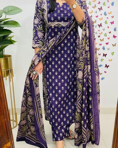 Kurta Cotton Kurti With Handcrafted Adda Anchor Patra Work On Yoke Paired With Cotton Pant And Fine Malmal Cotton Dupatta Less