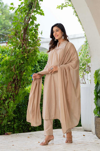 Kurta Nude Silk Blend Solid Embroidered Flared Suit Set