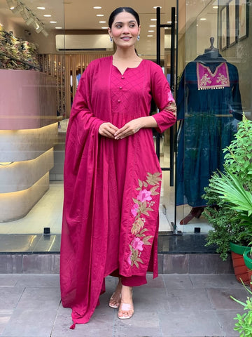 Regal Rani Pink Kurta Set with Floral Embroidery